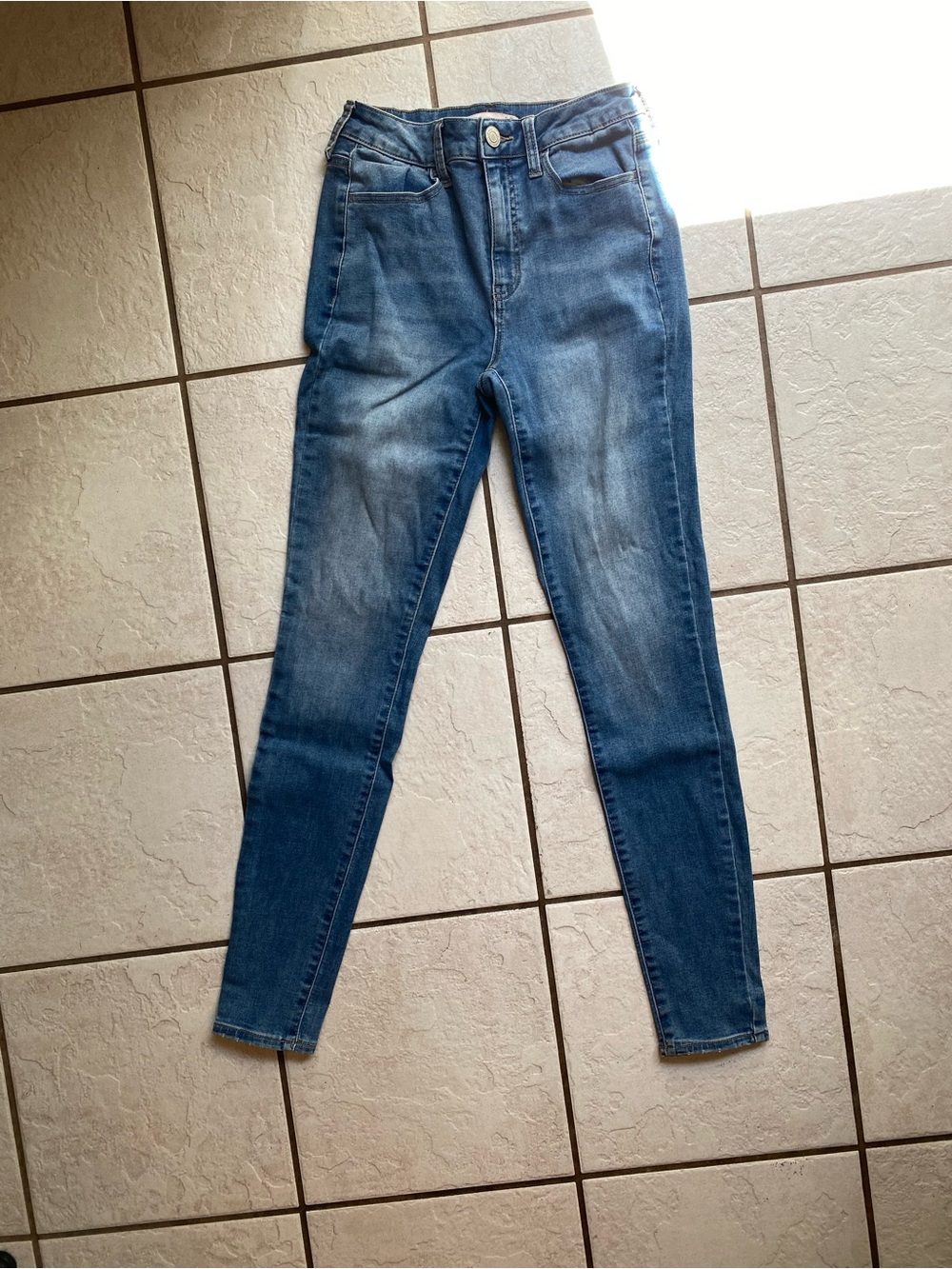 SO Goods For Life High Rise Skinny Jeggings  Size 5 Long/ 27 W light wash